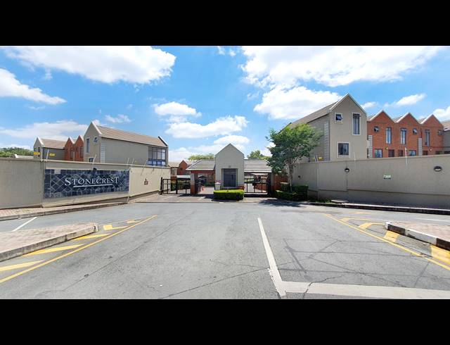 2 BEDROOM DUPLEX FOR SALE IN DARRENWOOD